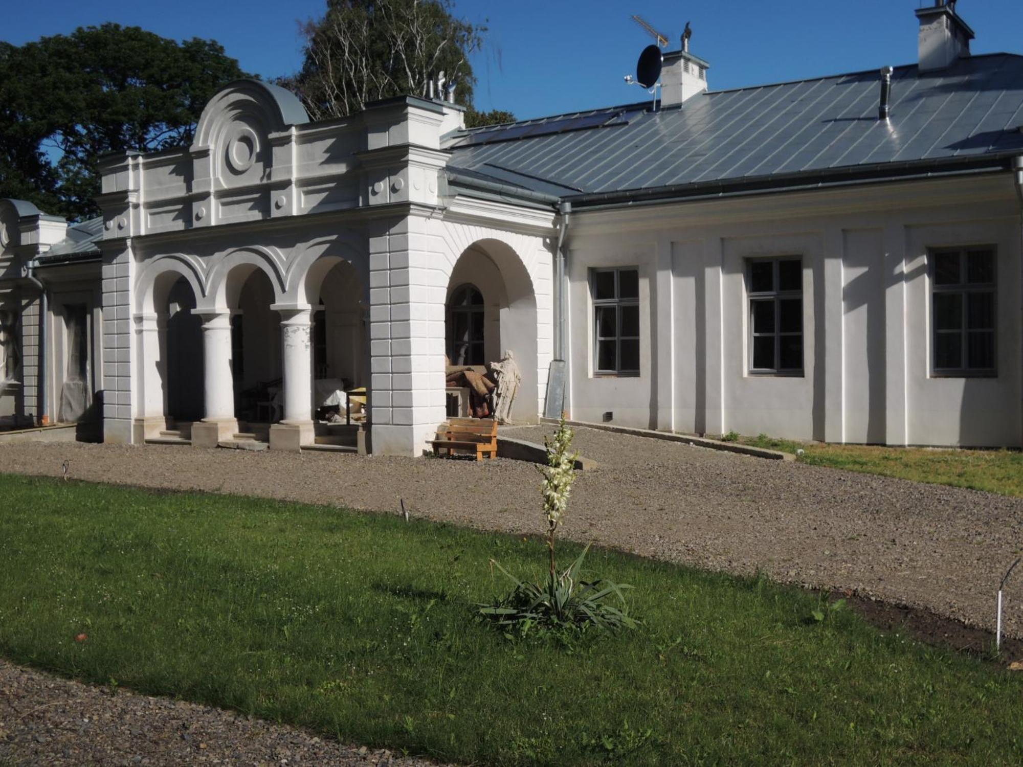 Zamosc Dwor Udryczeアパートメント 部屋 写真